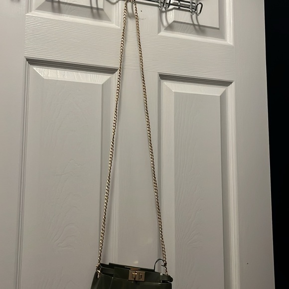 VEGAN BAG DARK GREEN GOLD ACCENT NWT - Picture 2 of 5